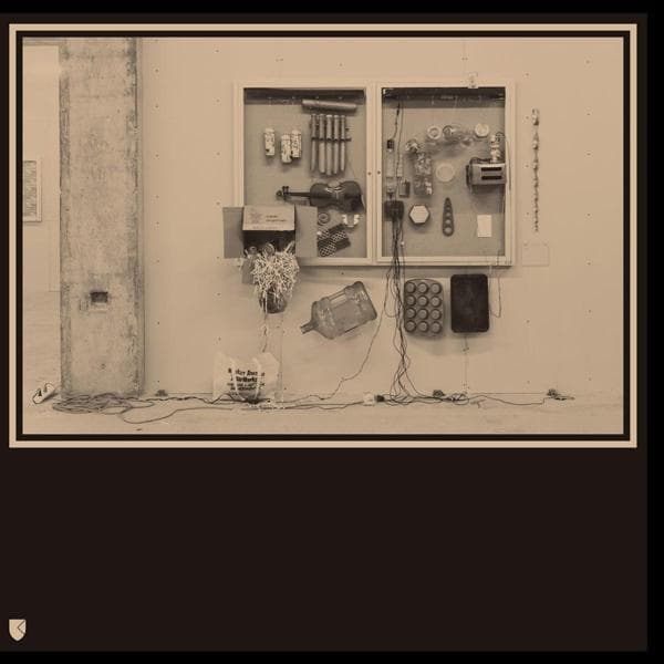Album afbeelding 1 van 1